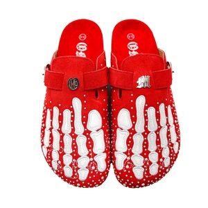 🧯OCTAVIOUS MARKS RED PEARL CLOGS 🔥